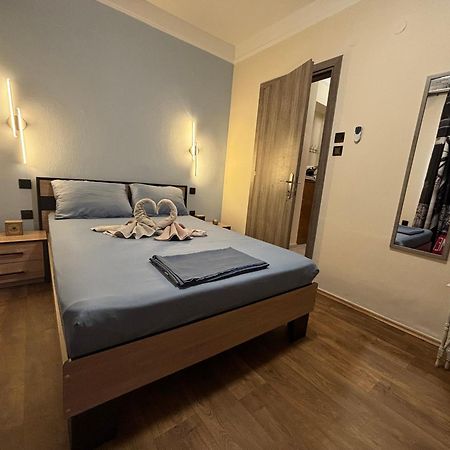 Veras Rooms 7 Thessaloniki Buitenkant foto