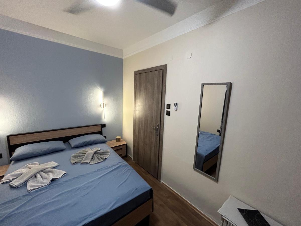 Veras Rooms 7 Thessaloniki Buitenkant foto